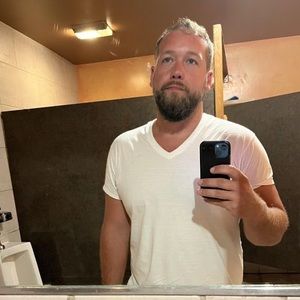 Meet your Posher, Bradley